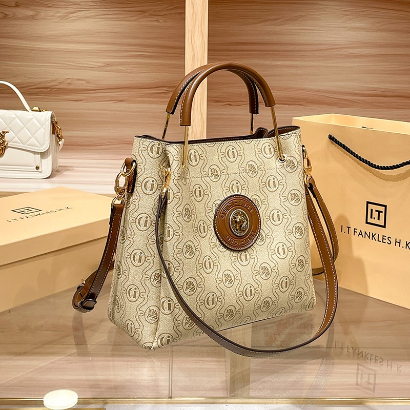 Light Luxury Brand Women's Han - Interior Design Elegant recension och pris