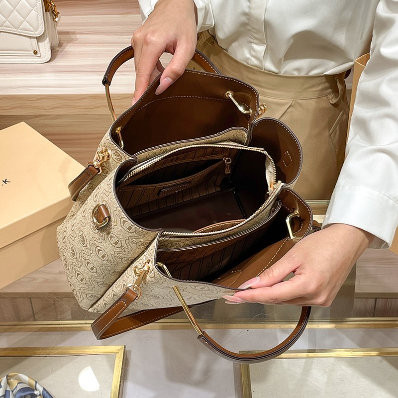 Light Luxury Brand Women's Han - Interior Design Elegant recension och pris